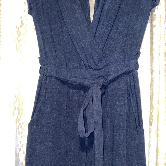 MONTEAU: Navy Blue Plunge Neck Jumper - Picture 3 of 10